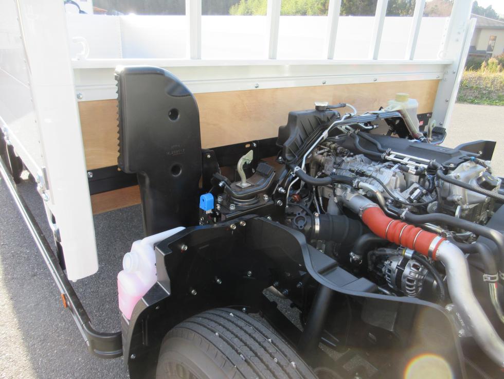 三菱 平ボデー・Wキャブ・シャーシ 小型  2PGーFEB90 47枚目