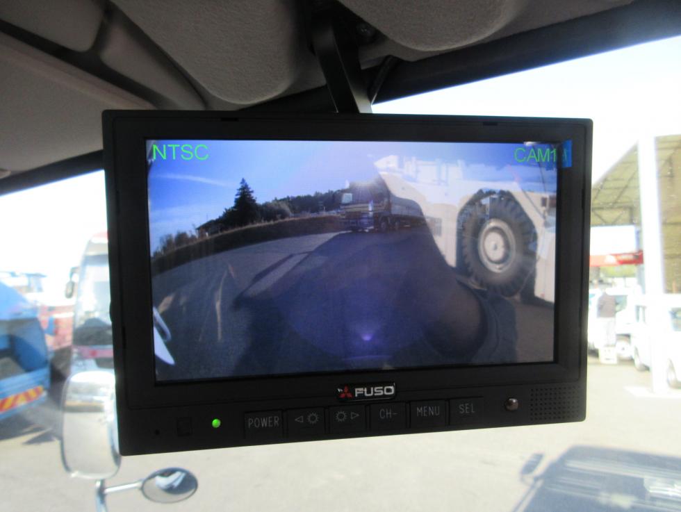 三菱 平ボデー・Wキャブ・シャーシ 小型  2PGーFEB90 15枚目