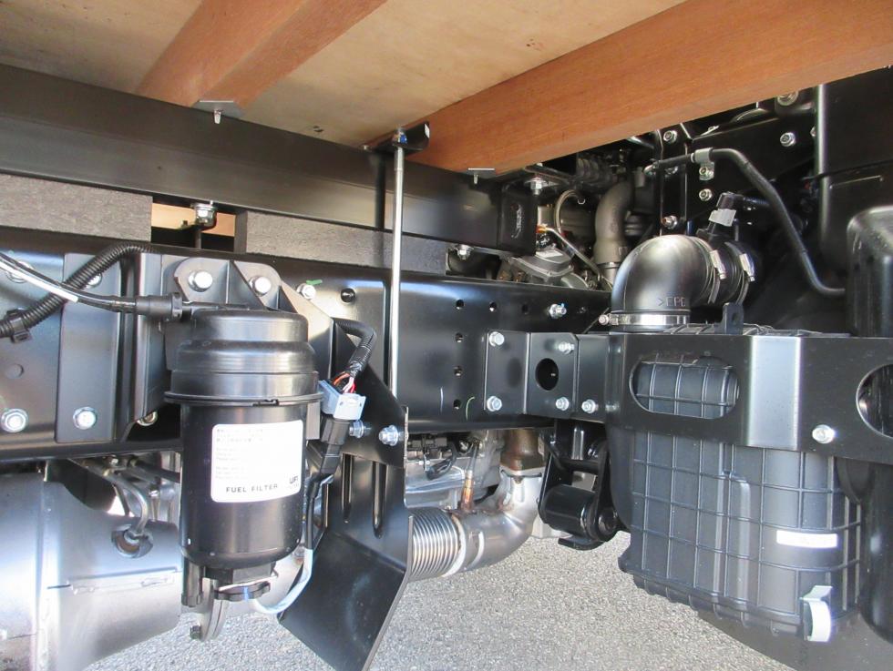 三菱 平ボデー・Wキャブ・シャーシ 小型  2PGーFEB90 34枚目