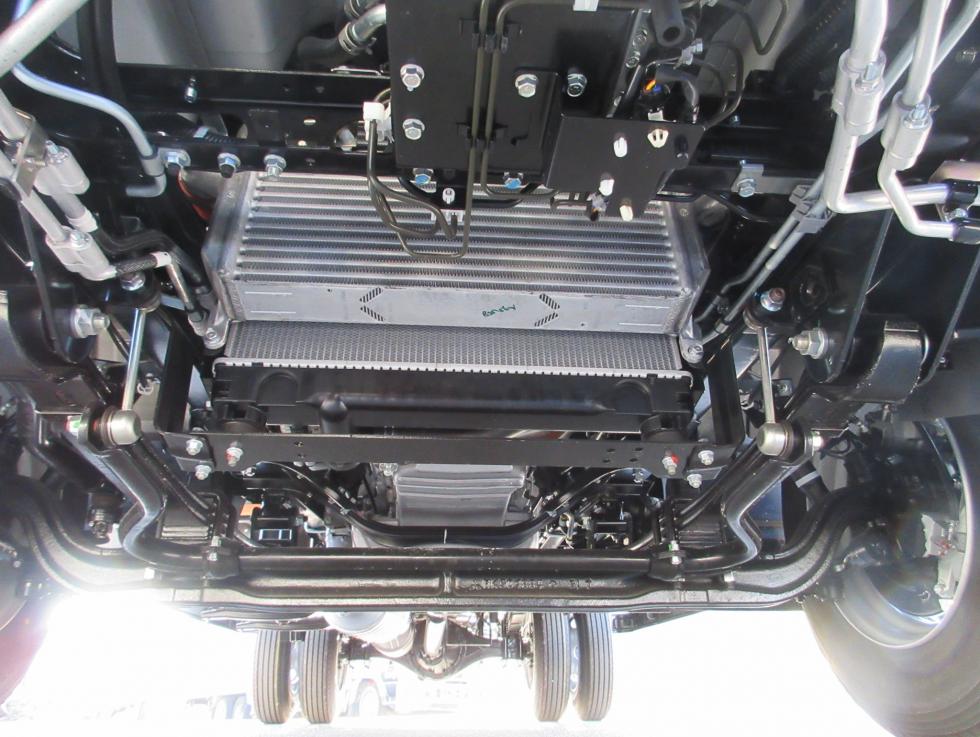 三菱 平ボデー・Wキャブ・シャーシ 小型  2PGーFEB90 36枚目