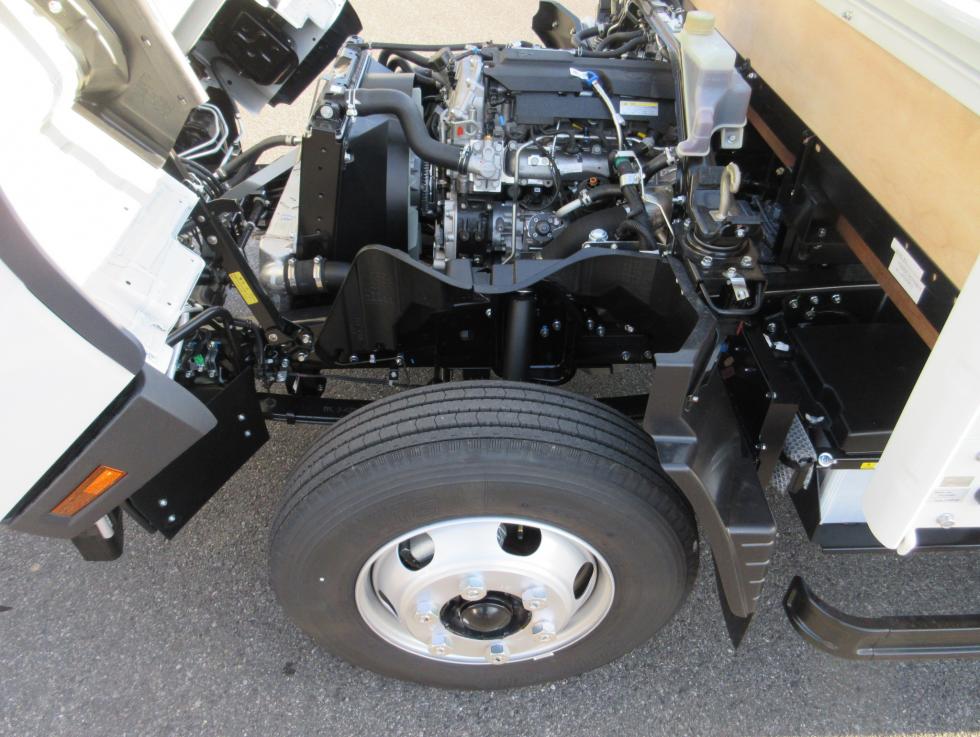 三菱 平ボデー・Wキャブ・シャーシ 小型  2PGーFEB90 46枚目