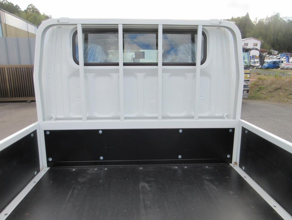 三菱 平ボデー・Wキャブ・シャーシ 小型  2RGーFBA20 30枚目