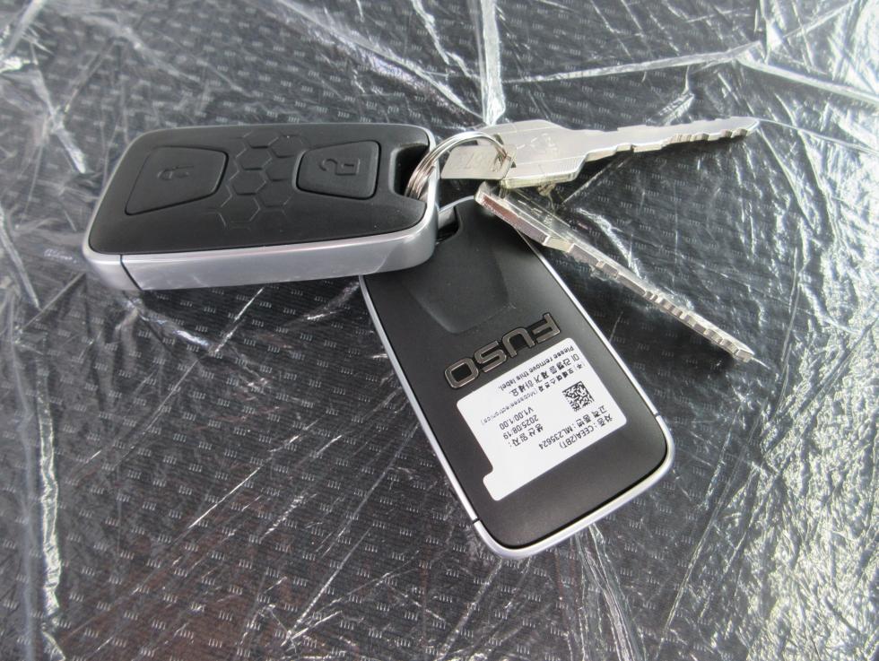 三菱 平ボデー・Wキャブ・シャーシ 小型  2RGーFBA20 45枚目