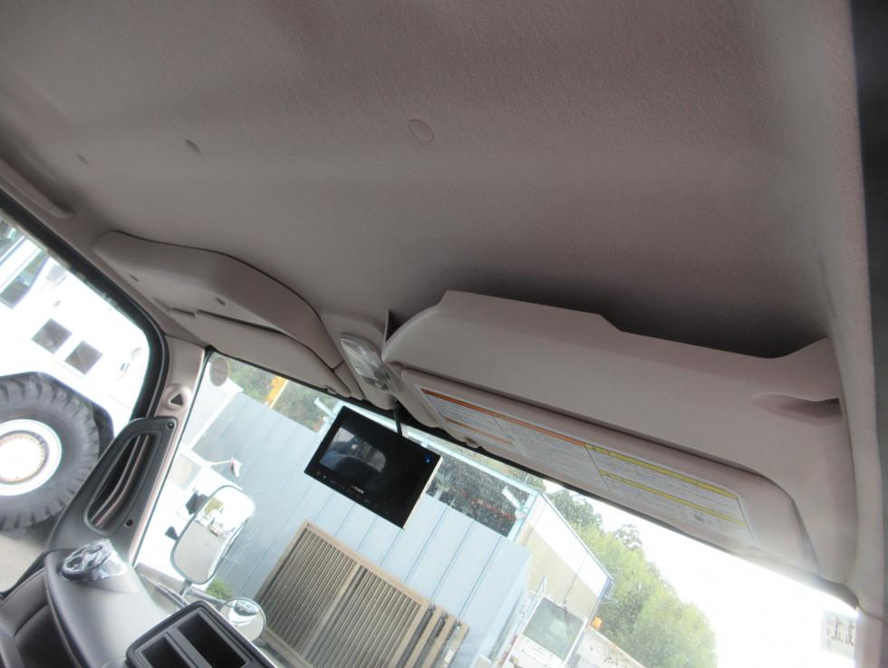 三菱 平ボデー・Wキャブ・シャーシ 小型  2RGーFBA20 46枚目