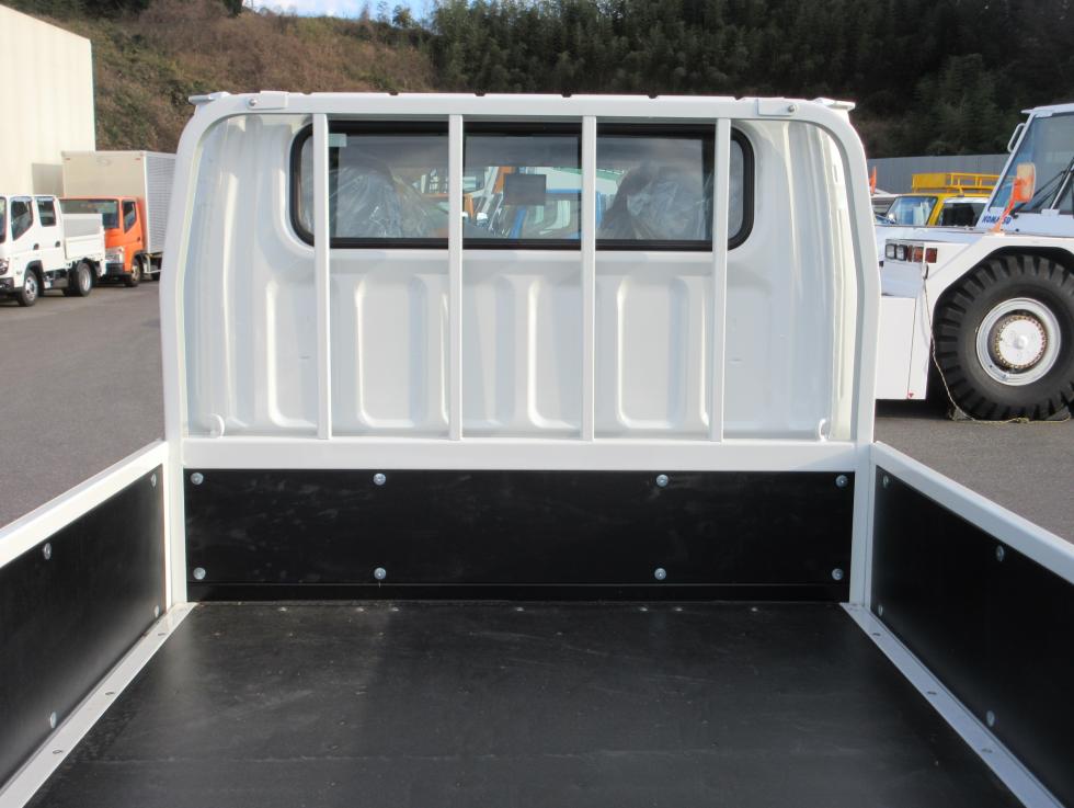 三菱 平ボデー・Wキャブ・シャーシ 小型  2RGーFBA20 33枚目