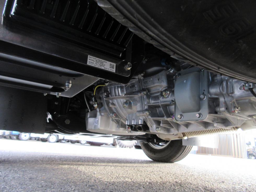 三菱 平ボデー・Wキャブ・シャーシ 小型  2RGーFBA20 44枚目