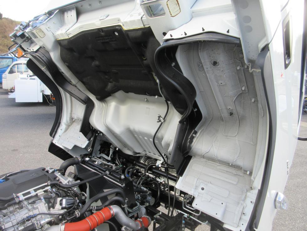 三菱 バン 小型  2PGーFEB80 47枚目