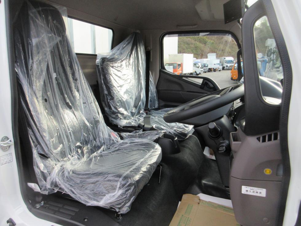 三菱 平ボデー・Wキャブ・シャーシ 小型  2PGーFEB90 7枚目