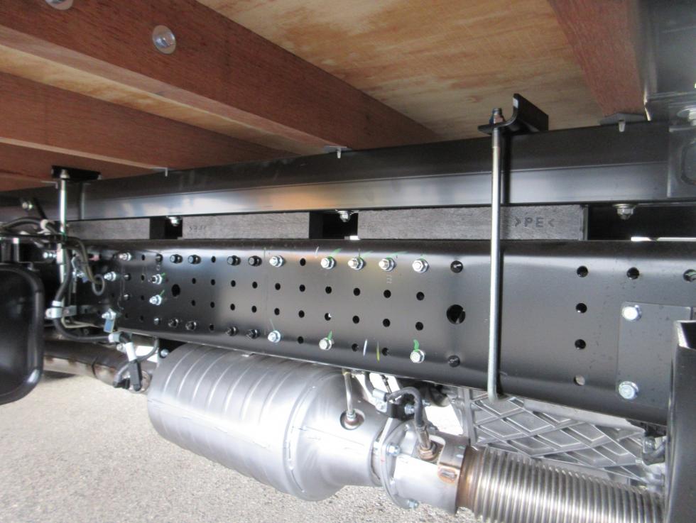 三菱 平ボデー・Wキャブ・シャーシ 小型  2PGーFEB90 33枚目