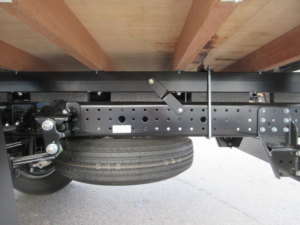 三菱 平ボデー・Wキャブ・シャーシ 小型  2PGーFEB90 37枚目