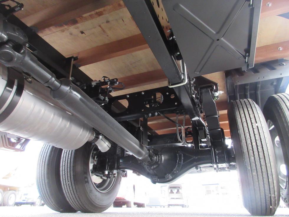 三菱 平ボデー・Wキャブ・シャーシ 小型  2PGーFEB90 38枚目