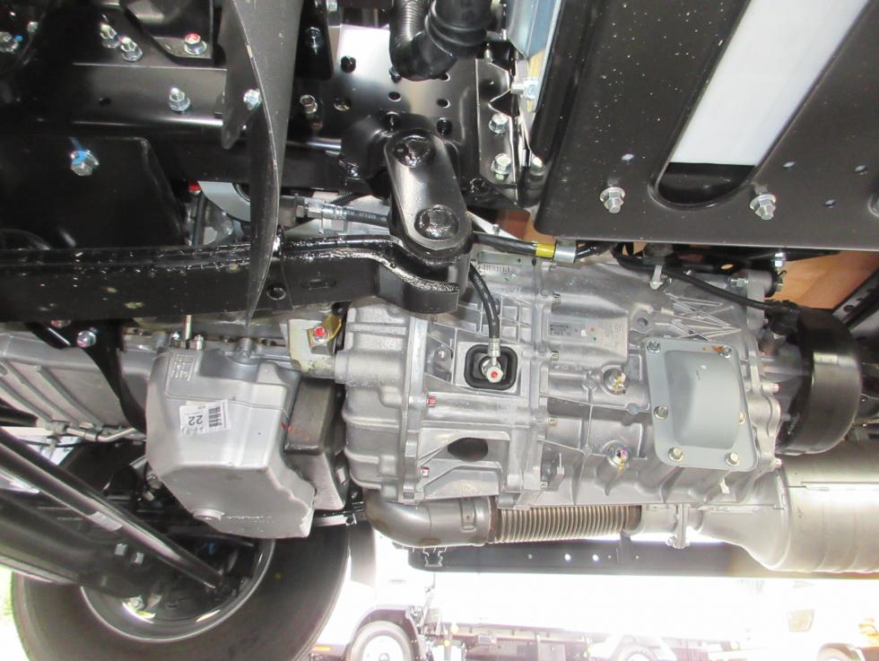 三菱 平ボデー・Wキャブ・シャーシ 小型  2PGーFEB90 40枚目