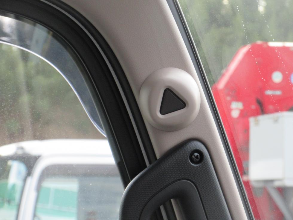 三菱 平ボデー・Wキャブ・シャーシ 小型  2PGーFEB90 41枚目