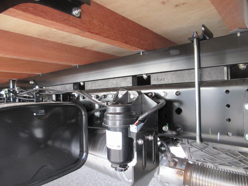 三菱 平ボデー・Wキャブ・シャーシ 小型  2PGーFEB90 34枚目