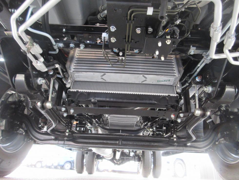 三菱 平ボデー・Wキャブ・シャーシ 小型  2PGーFEB90 35枚目