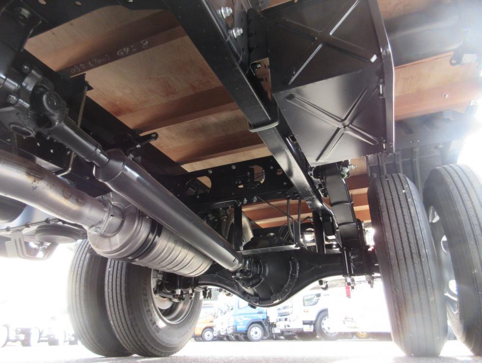 三菱 平ボデー・Wキャブ・シャーシ 小型  2PGーFEB90 40枚目