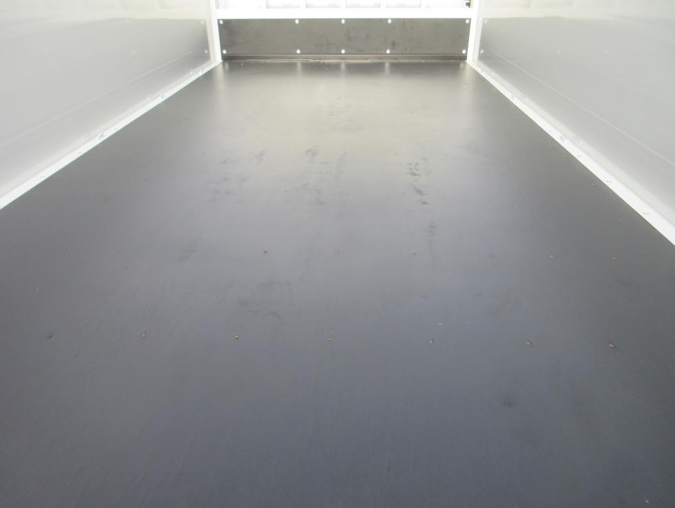 三菱 平ボデー・Wキャブ・シャーシ 小型  2PGーFEB90 49枚目