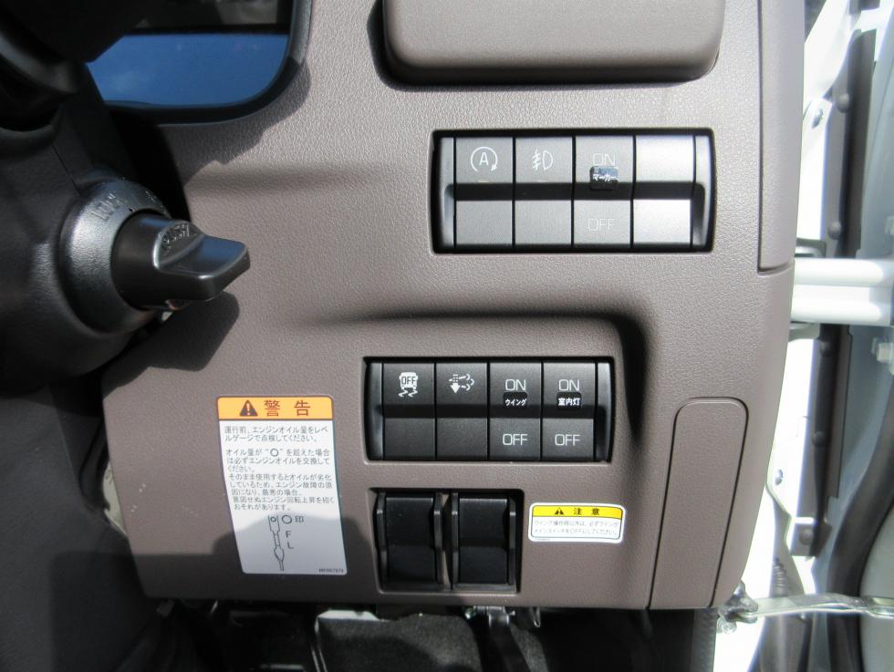 三菱 ウィング 小型  2PGーFEB90 10枚目