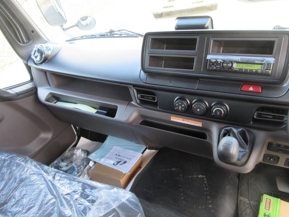 三菱 ウィング 小型  2PGーFEB90 12枚目