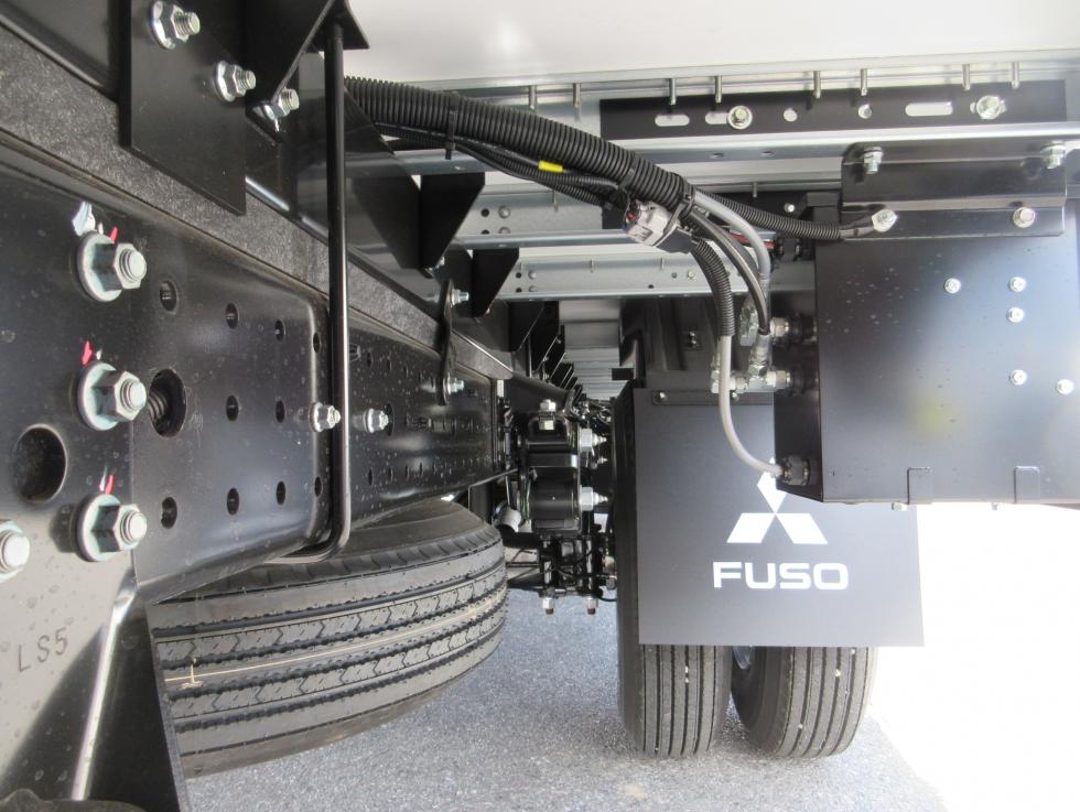 三菱 ウィング 小型  2PGーFEB90 33枚目