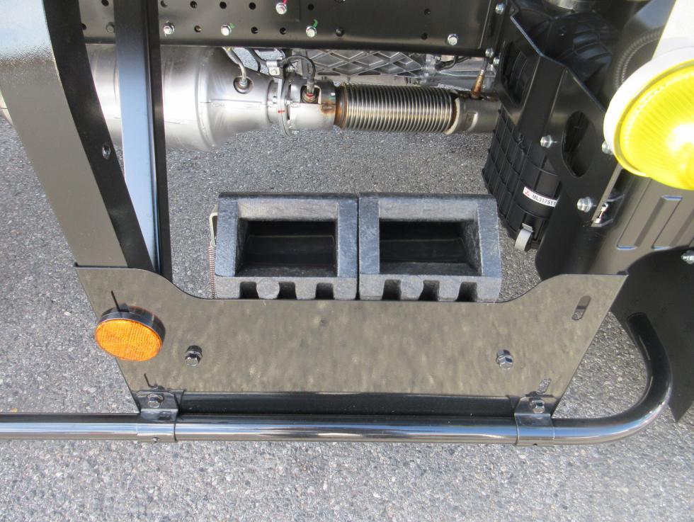 三菱 ウィング 小型  2PGーFEB90 36枚目