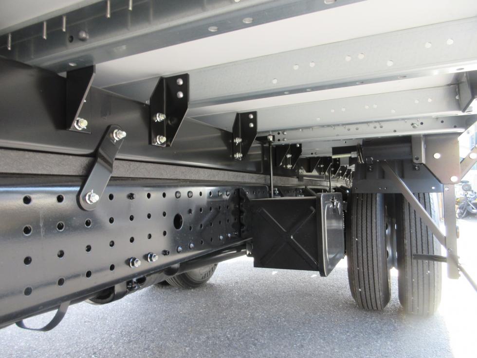 三菱 ウィング 小型  2PGーFEB90 40枚目