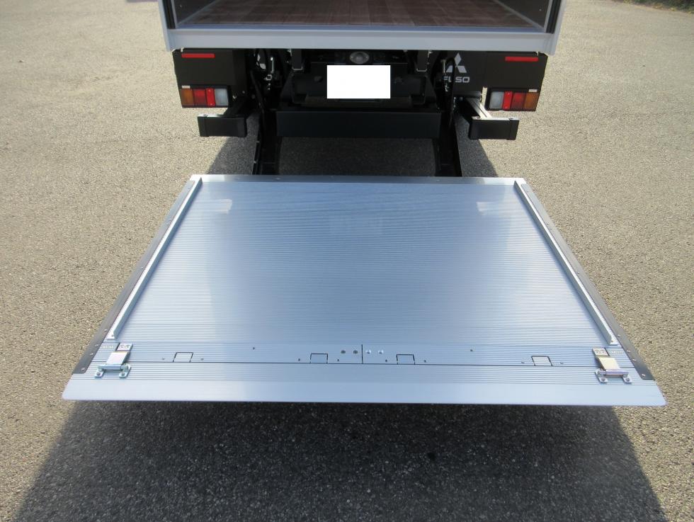 三菱 バン 小型  2RGーFEAV0 26枚目