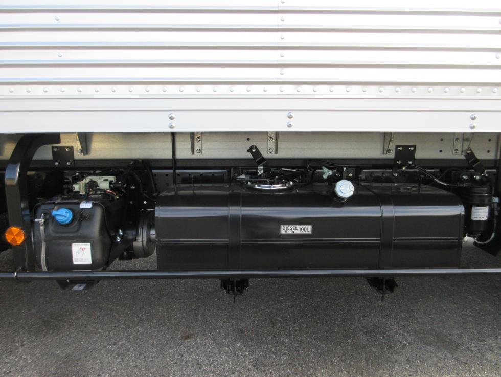 三菱 バン 小型  2RGーFEAV0 34枚目