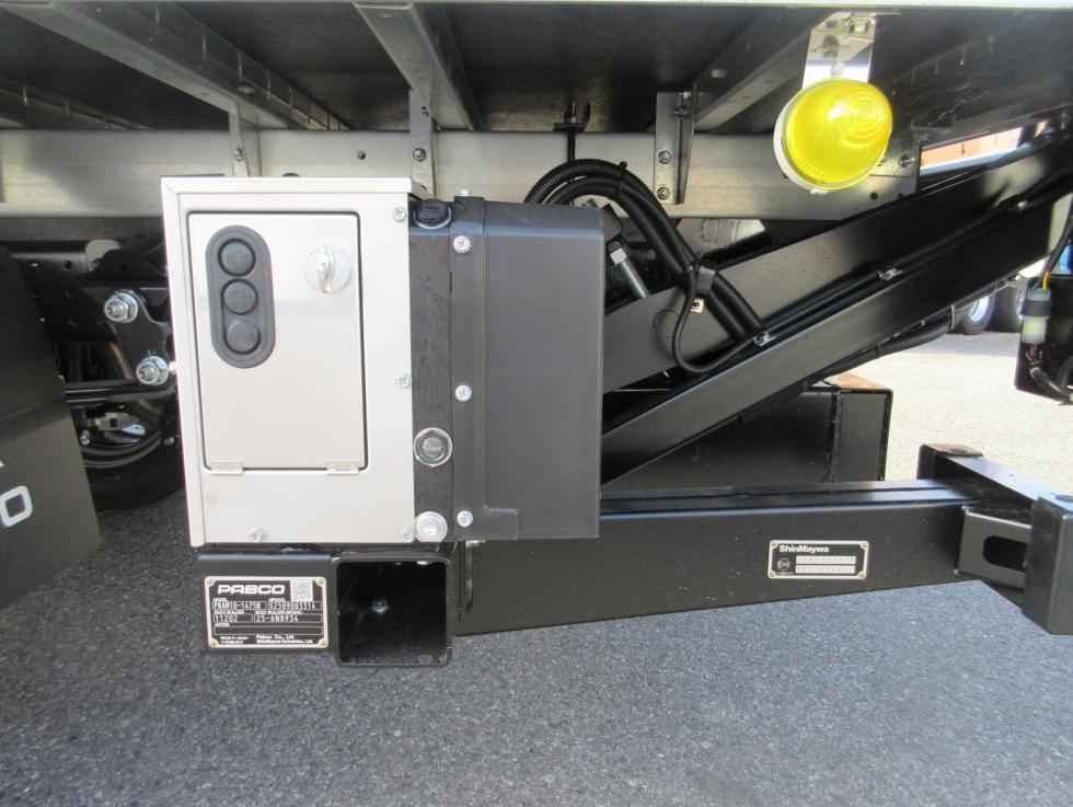 三菱 バン 小型  2RGーFEAV0 40枚目