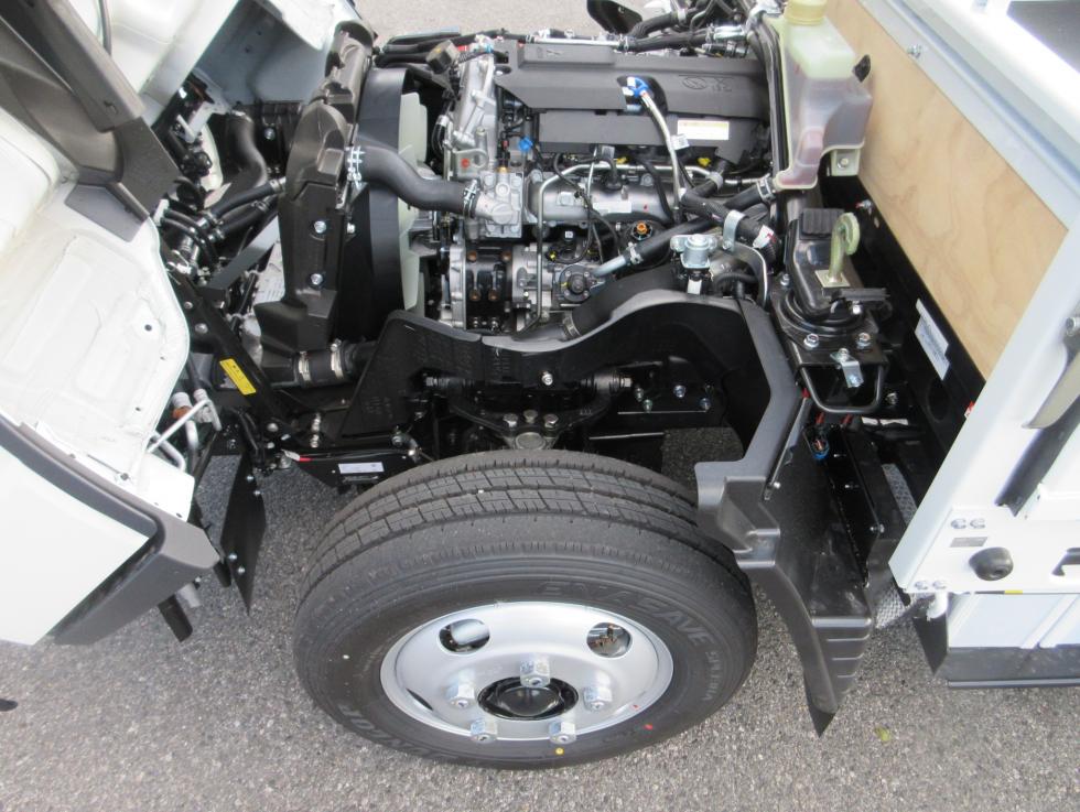 三菱 平ボデー・Wキャブ・シャーシ 小型  2RGーFBAV0 45枚目