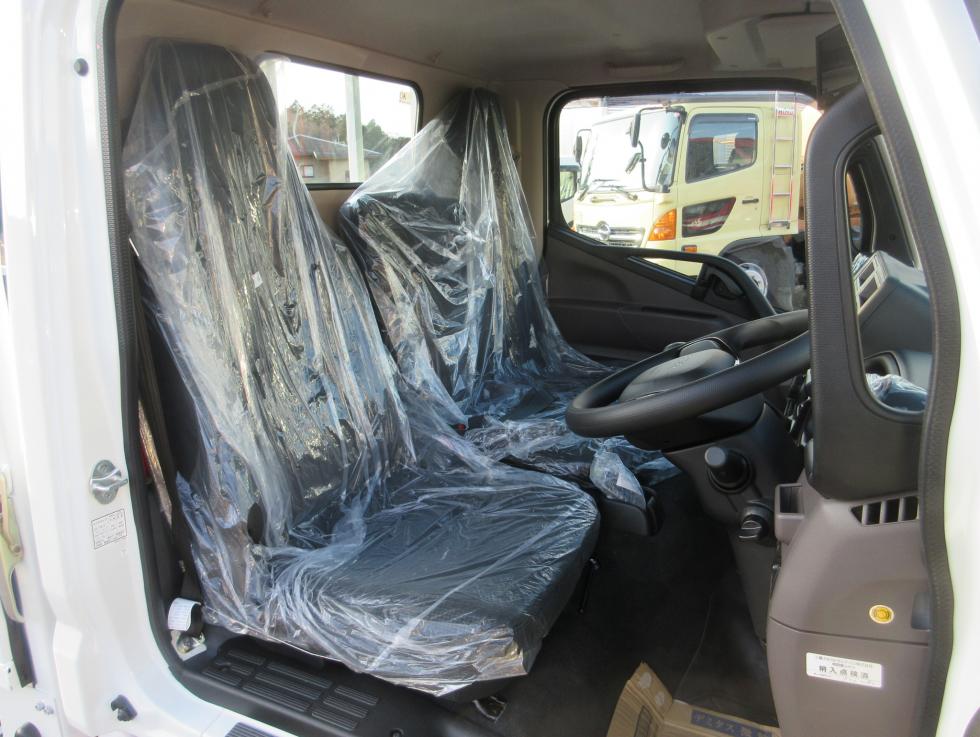 三菱 平ボデー・Wキャブ・シャーシ 小型  2RGーFBAV0 7枚目