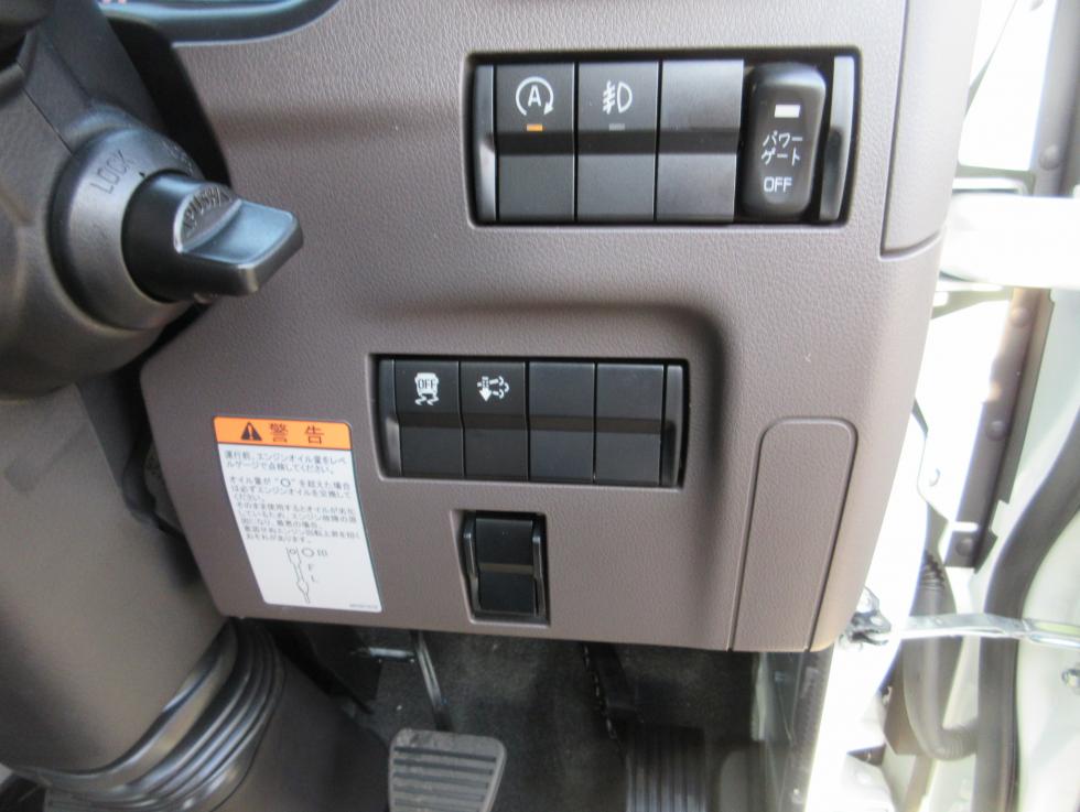 三菱 平ボデー・Wキャブ・シャーシ 小型  2RGーFBAV0 10枚目