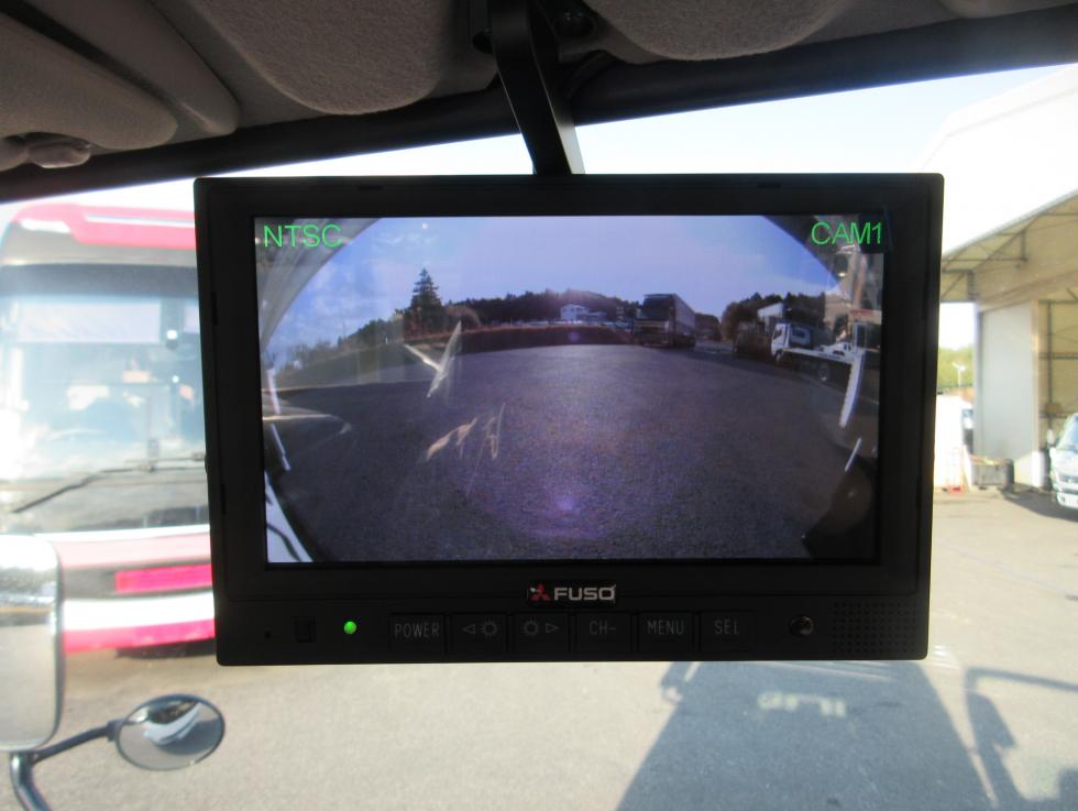 三菱 平ボデー・Wキャブ・シャーシ 小型  2RGーFBAV0 16枚目