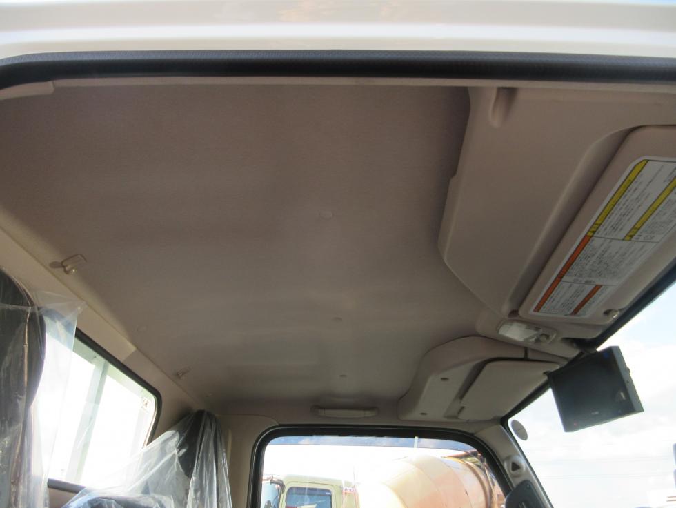 三菱 平ボデー・Wキャブ・シャーシ 小型  2RGーFBAV0 18枚目