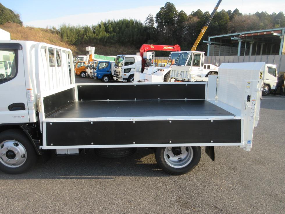 三菱 平ボデー・Wキャブ・シャーシ 小型  2RGーFBAV0 32枚目