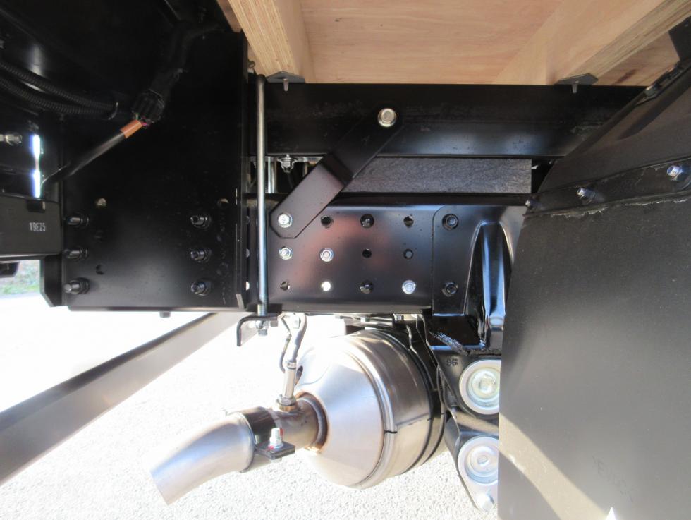 三菱 平ボデー・Wキャブ・シャーシ 小型  2RGーFBAV0 35枚目