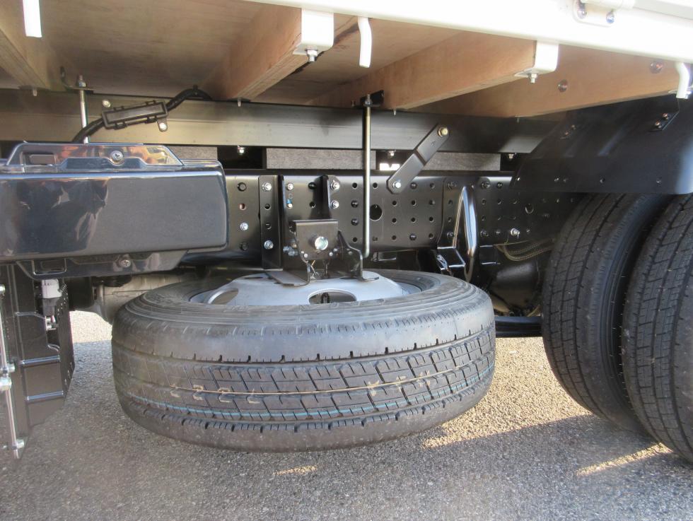 三菱 平ボデー・Wキャブ・シャーシ 小型  2RGーFBAV0 39枚目