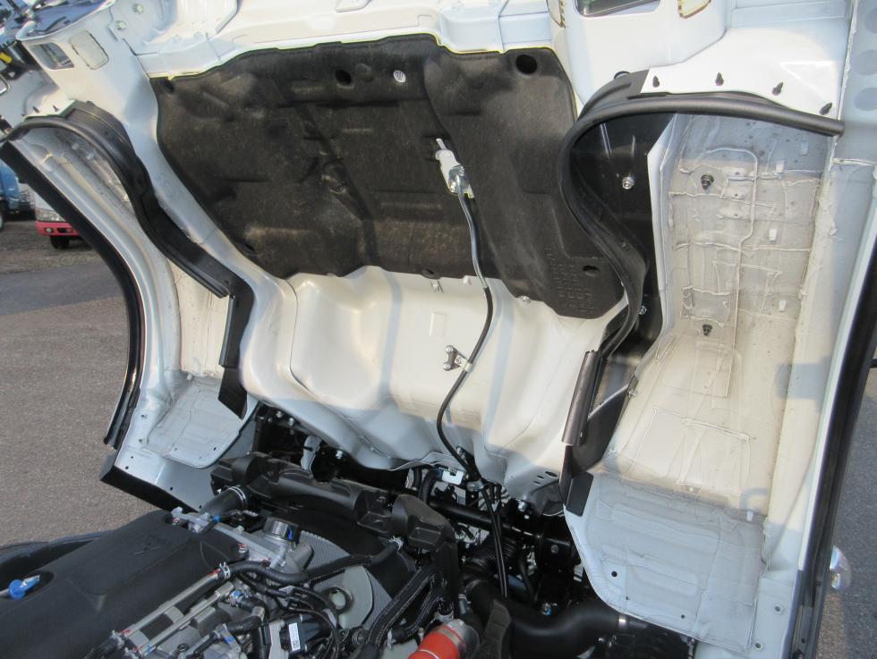 三菱 平ボデー・Wキャブ・シャーシ 小型  2RGーFBAV0 48枚目