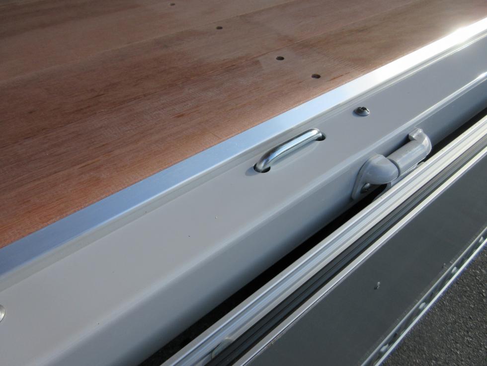 三菱 ウィング 小型  2PGーFEB80 31枚目