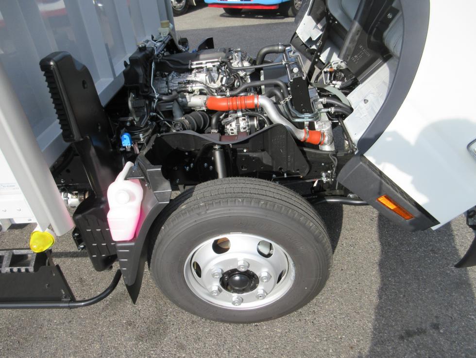 三菱 ウィング 小型  2PGーFEB80 45枚目