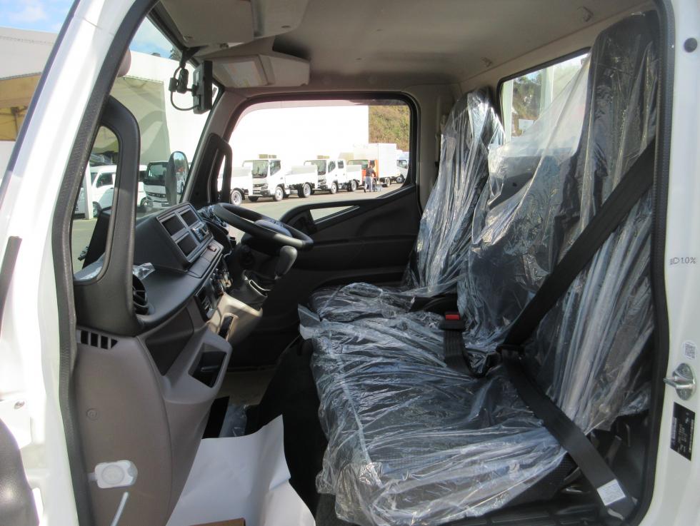 三菱 平ボデー・Wキャブ・シャーシ 小型  2RGーFBAV0 20枚目