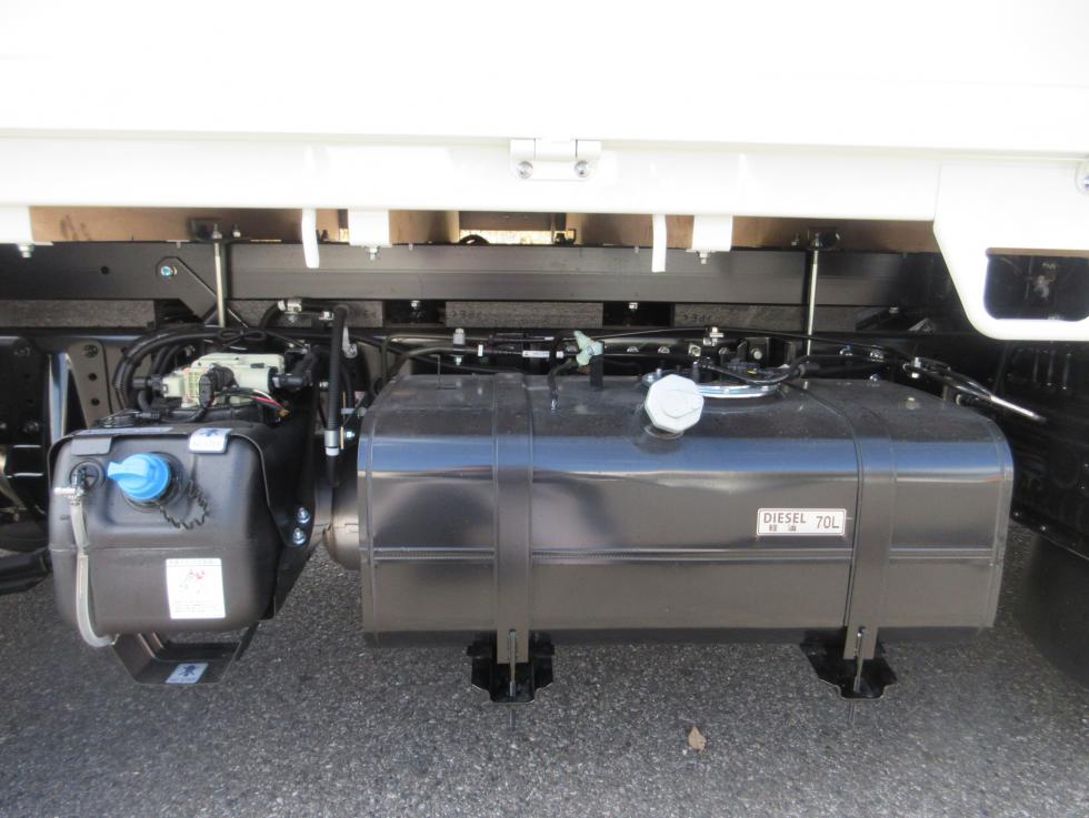 三菱 平ボデー・Wキャブ・シャーシ 小型  2RGーFBAV0 36枚目