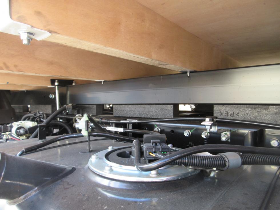 三菱 平ボデー・Wキャブ・シャーシ 小型  2RGーFBAV0 37枚目