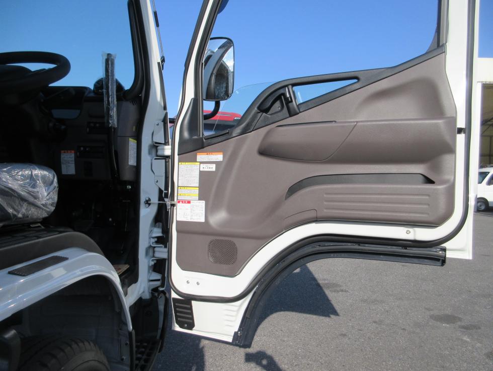 三菱 ダンプ 小型  2RGーFBA60 8枚目