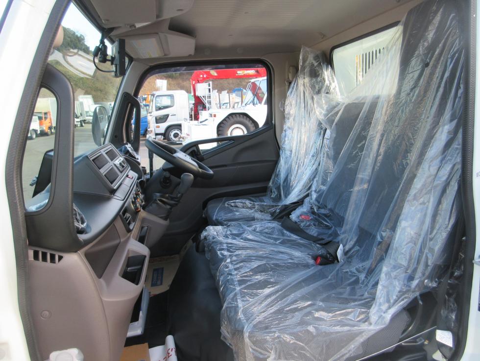 三菱 ダンプ 小型  2RGーFBA60 18枚目