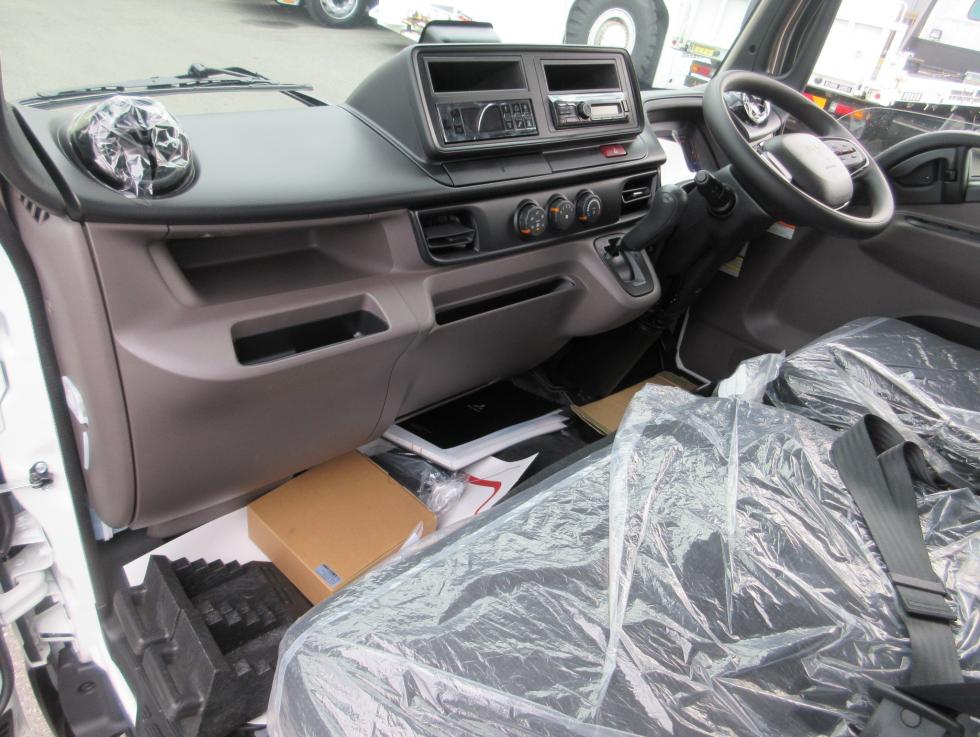 三菱 冷凍・保冷 小型  2RGーFBAV0 21枚目