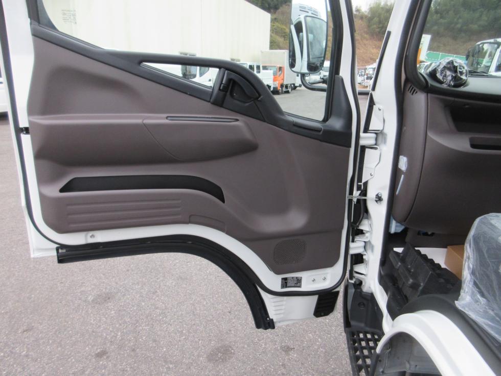 三菱 冷凍・保冷 小型  2RGーFBAV0 22枚目