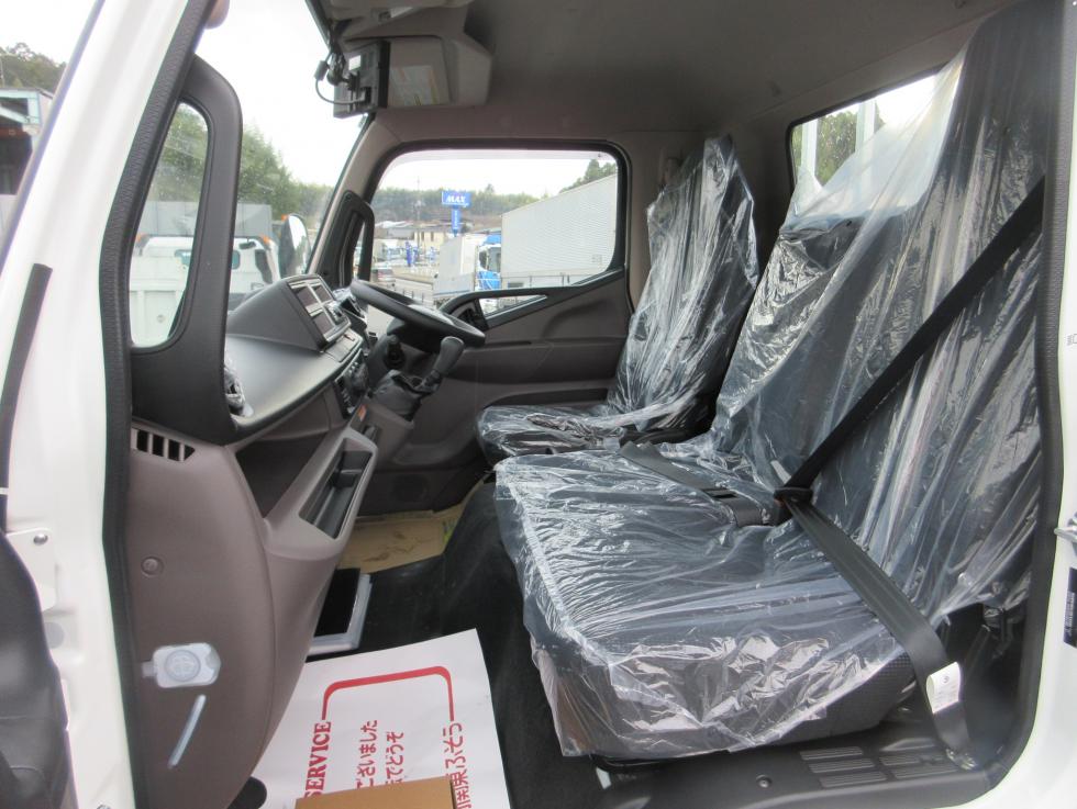 三菱 平ボデー・Wキャブ・シャーシ 小型  2PGーFEB90 20枚目