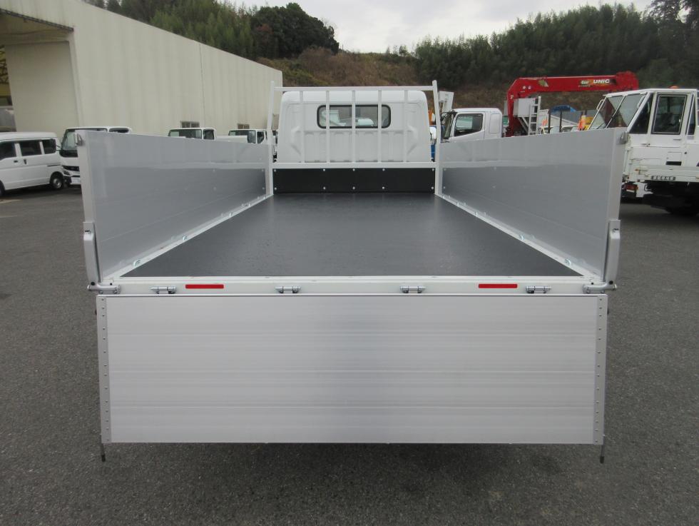 三菱 平ボデー・Wキャブ・シャーシ 小型  2PGーFEB90 23枚目