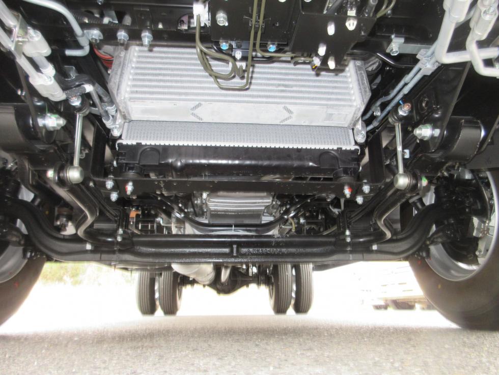 三菱 平ボデー・Wキャブ・シャーシ 小型  2PGーFEB90 37枚目